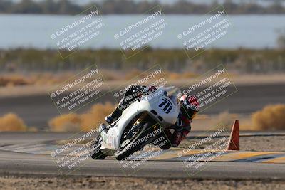 media/Dec-18-2022-SoCal Trackdays (Sun) [[8099a50955]]/Turn 14 (940am)/